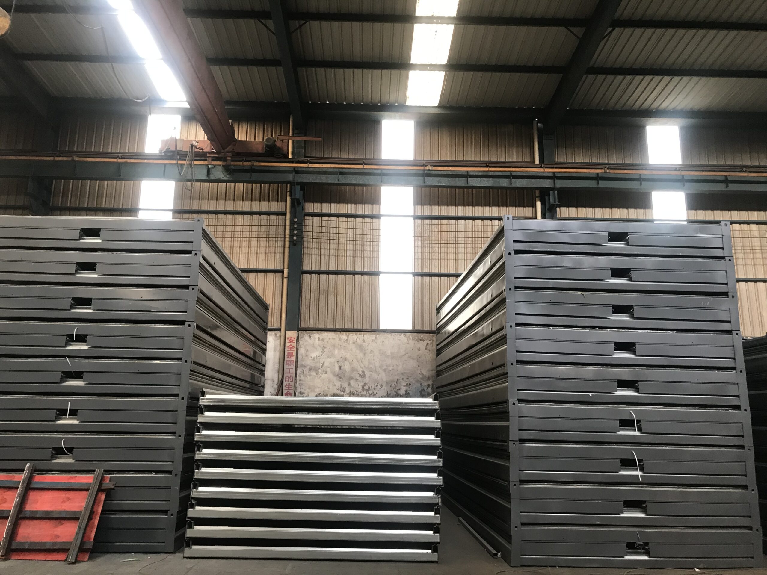 Folding house manufacturer